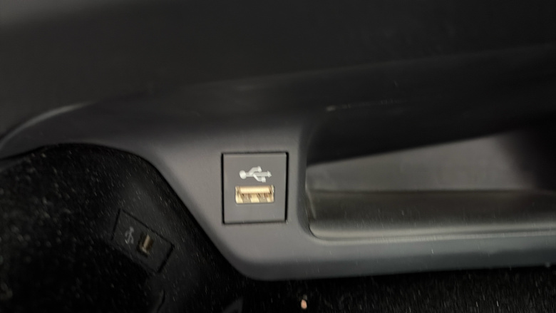 Toyota C-HR 1.8 Hybrid Design 5dr CVT Hybrid Hatchback